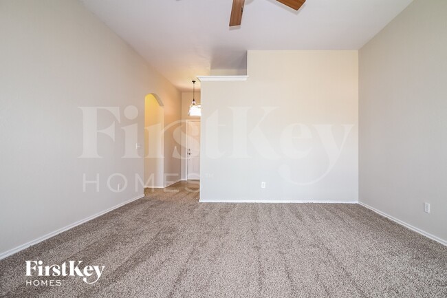 Photo - 505 Cooper Ct