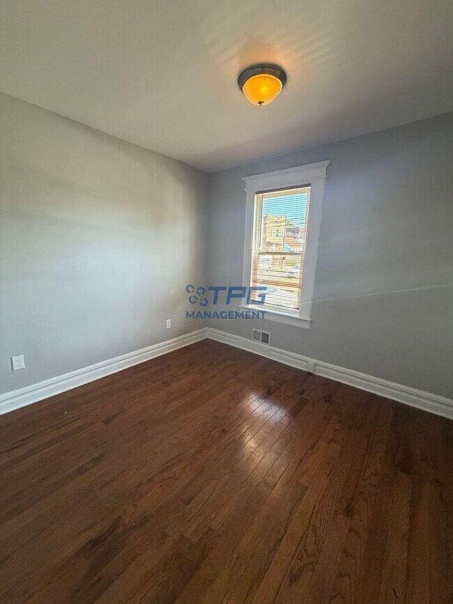 76 Halstead St Unit 1