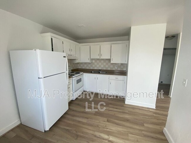 Photo - 2517 S Lakecrest St Unidad 01