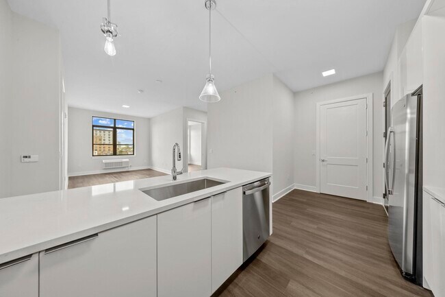 Photo - 121 34th St Unit # 401