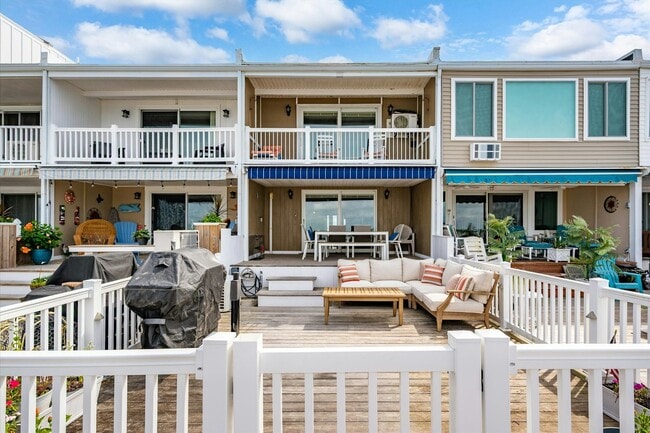 Photo - 617 Bayshore Dr