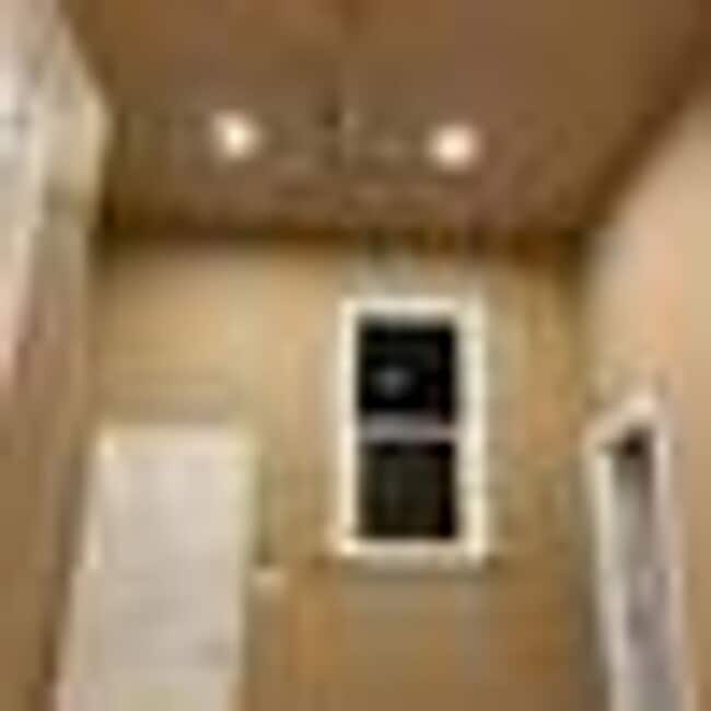 Building Photo - Welcome home