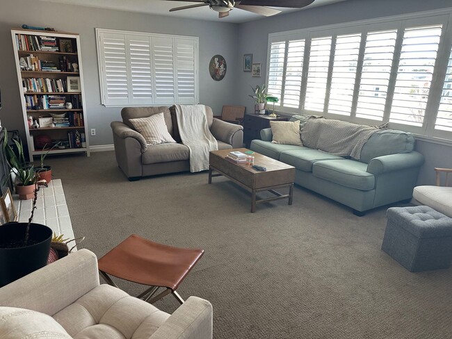 Photo - 3018 N Oceanview St