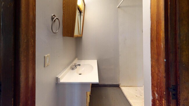 Photo - 2339 Rohs St Apartment Unit 2339R 1F