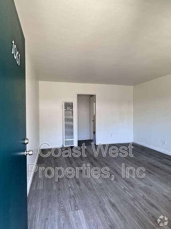 Building Photo - 1061 Missouri St Rental