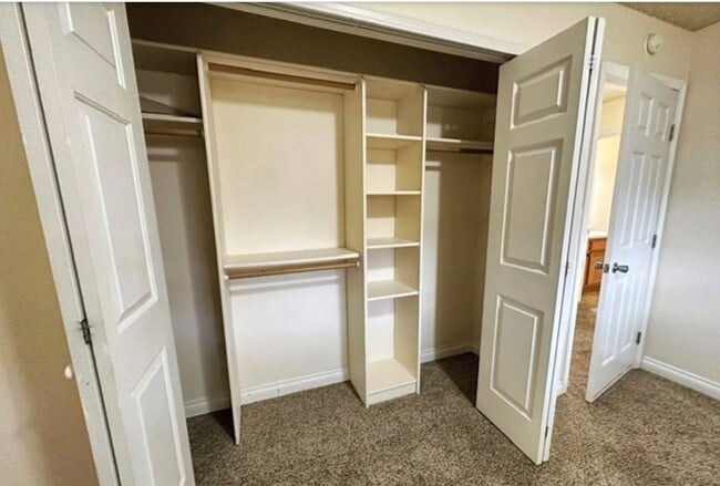 511 Pine St Unit 2