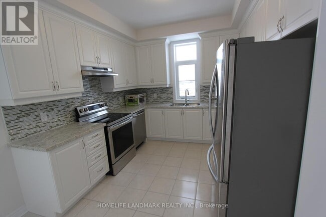 Photo - 81 Grand Trunk Ave