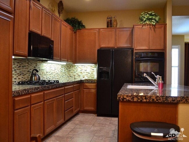 Photo - 43424 Bordeaux Dr