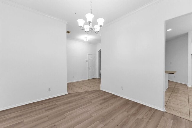 Building Photo - 14823 Yellow Begonia Dr