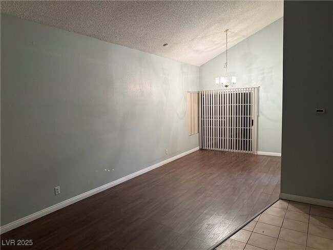 Photo - 4712 Cosley Dr