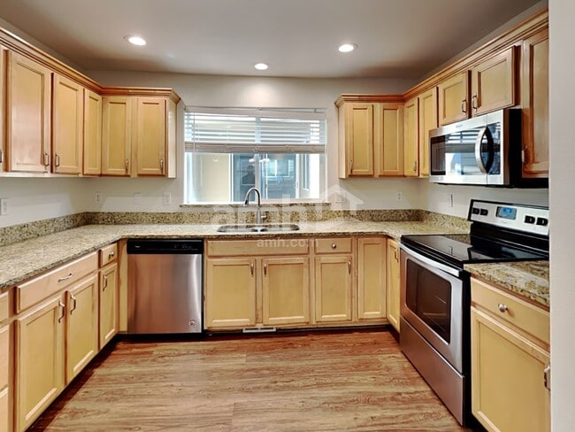 Photo - 18321 96th Ave E