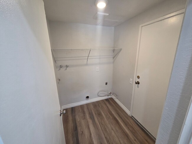 Photo - Large 2 Bedroom Home in Haceinda Heights!