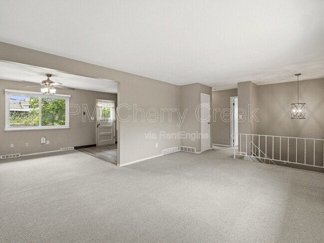 Photo - 766 W Davies Way
