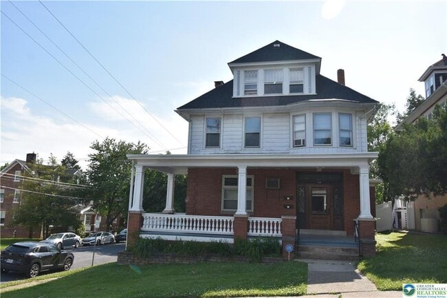 Photo - 700 Hamilton St Unit 1