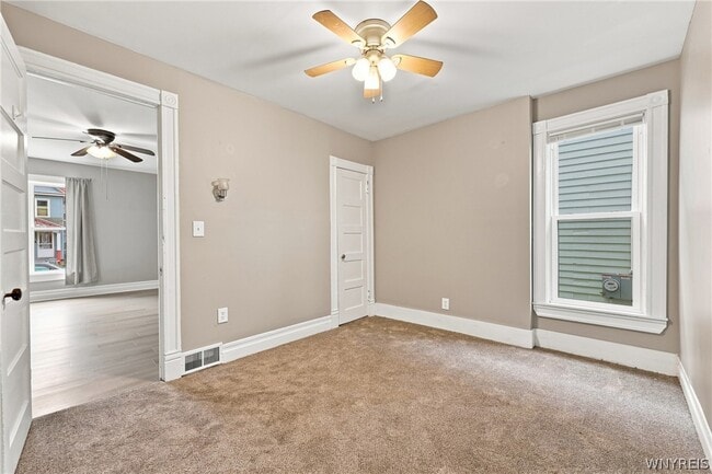 Photo - 55 Vernon Pl