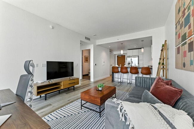 Photo - 399 Fremont St Unidad SI FL12-ID1507047P