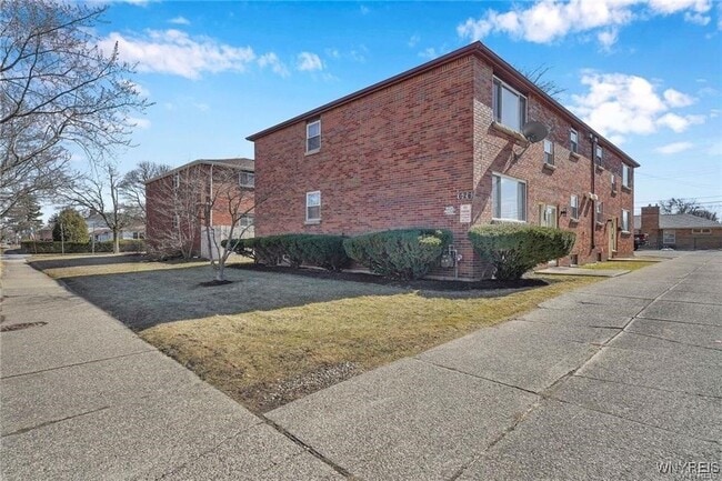 Photo - 626 Kenmore Ave Apartment