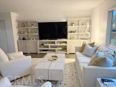 Photo - 2299 Via Puerta Unidad F