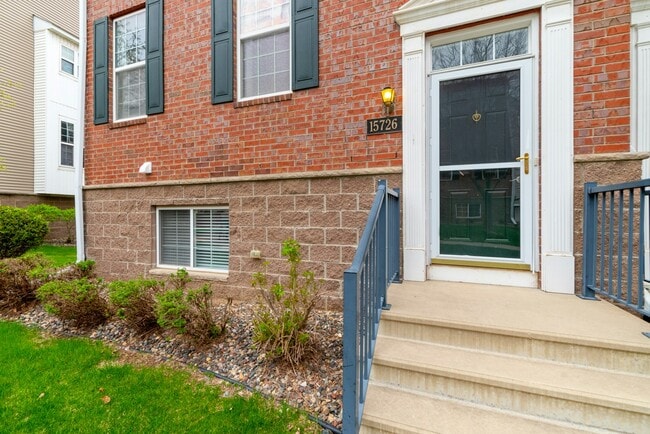 Photo - 15726 Frisian Ln