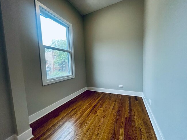 Photo - 2309 N Campbell Ave Unidad 3