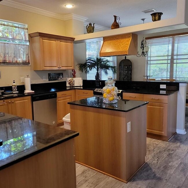 Photo - 3624 Peck St