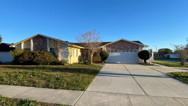 3 Bedroom, 3 Bath Pool Home! - 3 Bedroom, 3 Bath Pool Home!