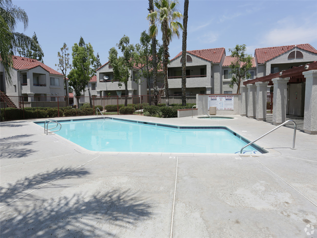 Nova Pointe Apartments