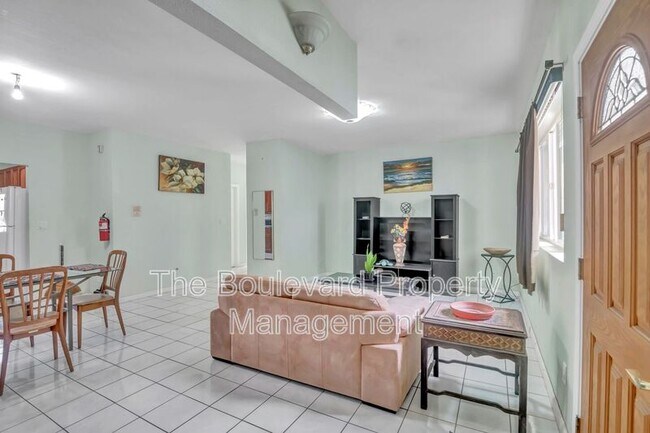 Photo - 2963 Papali Pl