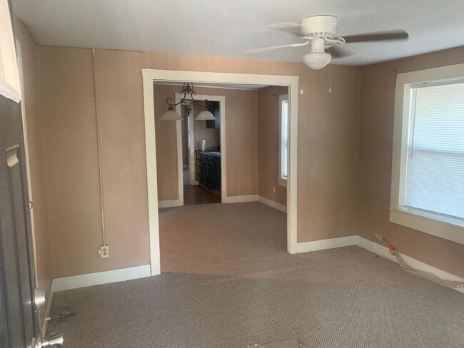 Photo - 110 Peeples St