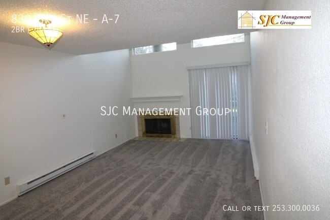 Photo - 830 Pike St NE