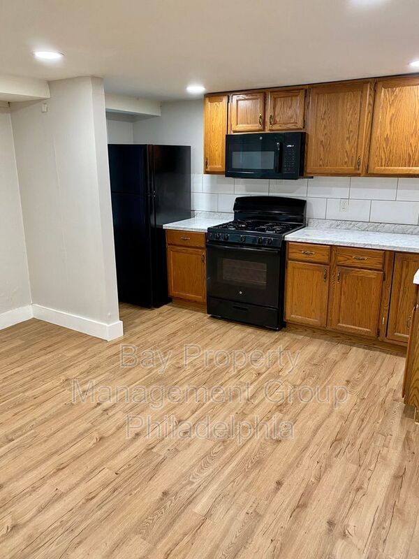 Photo - 7558 Mayland St Unidad B