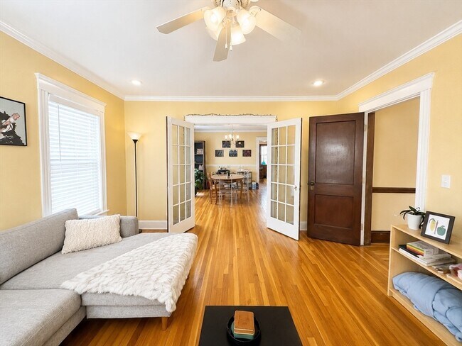 Photo - 18 Linden Pl Unit 2
