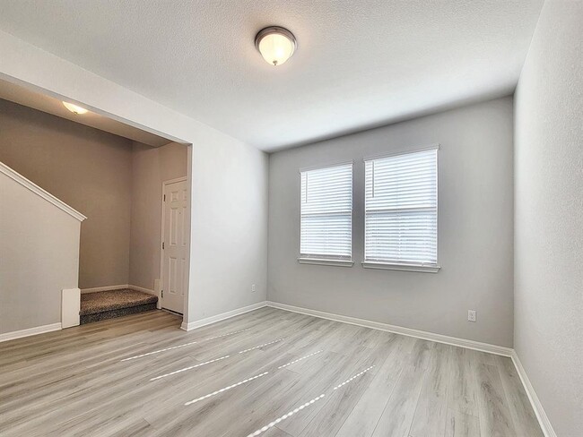 Photo - 2044 Arendale Dr
