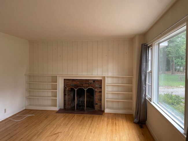 Photo - 3 Bed, 1.5 Bath Home