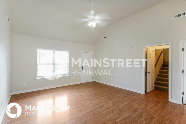 Photo - 2823 Ridgewood Dr