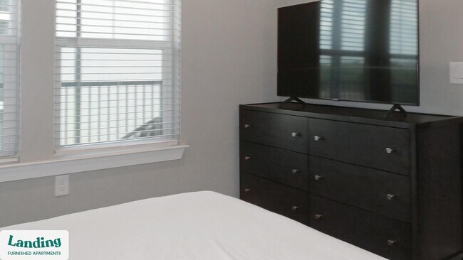 Photo - 3050 Steeple Cir Unit 4105