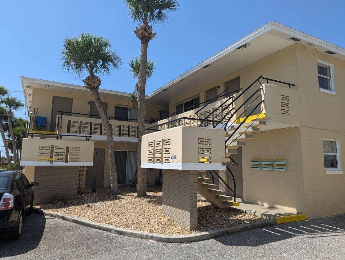 Photo - 2597 N Oleander Ave (Daytona Beach, FL)