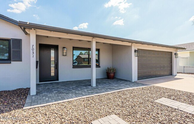 Photo - 7031 E Belleview St