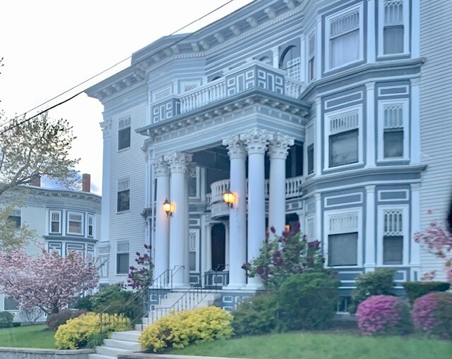 Photo - 488 Hanover St Unit 2