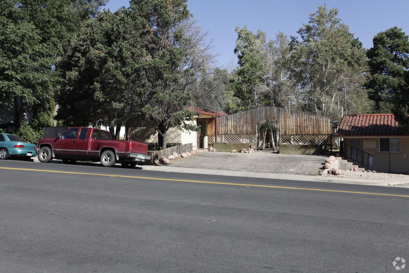 Photo - Sundown Apartments