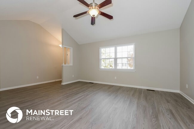 Photo - 1208 NE Country Ln