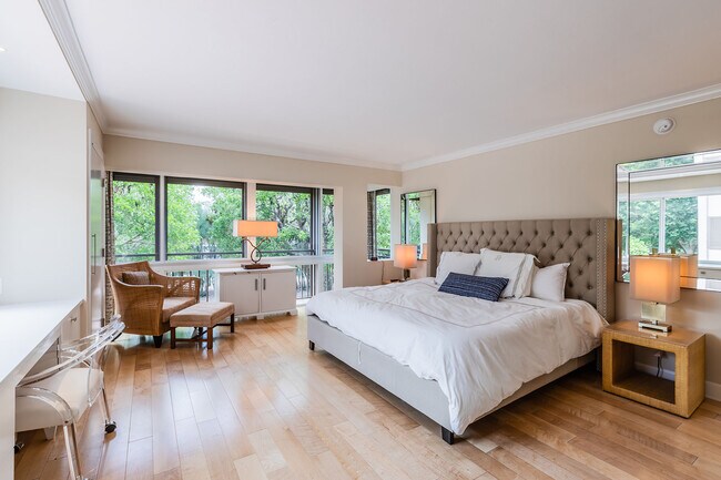 Photo - 2203 Gulf Shore Blvd N