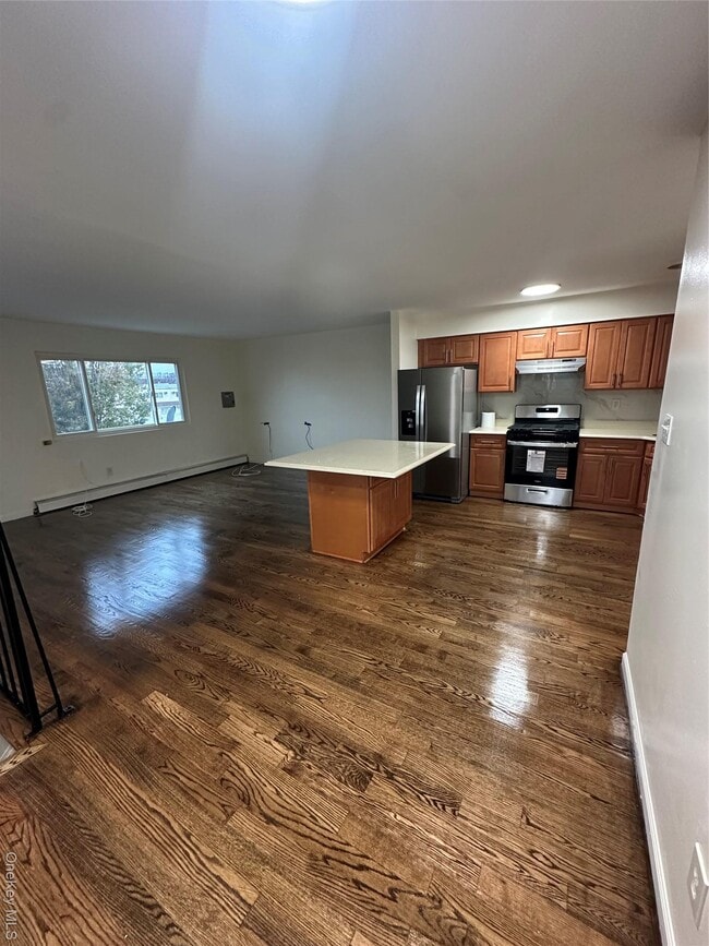 Building Photo - 987 Lincoln Ave Unit 2