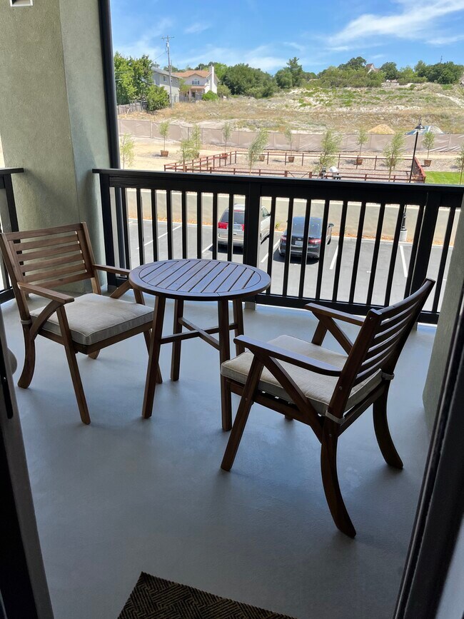 Photo - Emerald Ridge Apartments