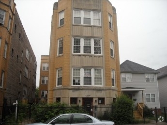 Building Photo - 5518-20 W Jackson Blvd Rental