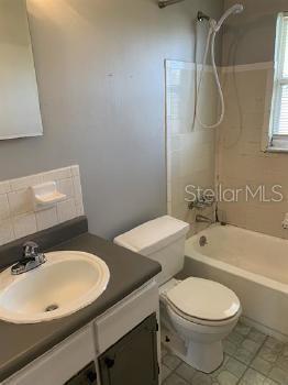 Photo - 601 State Ave Unidad 6