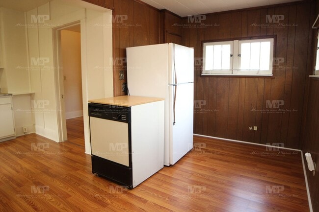 Photo - 812 W Myrtle St