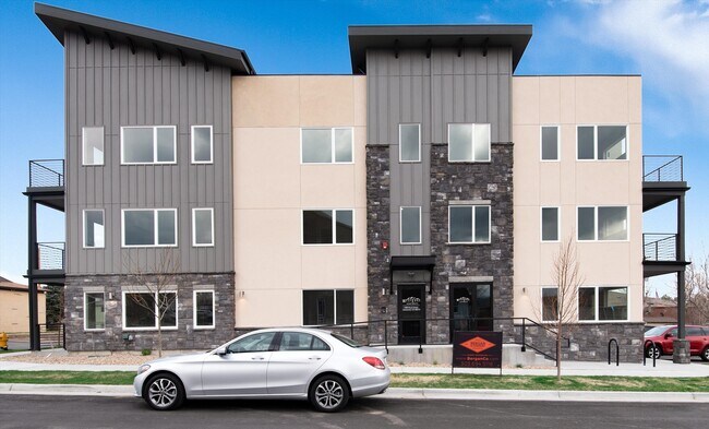 Photo - 1588 Routt St