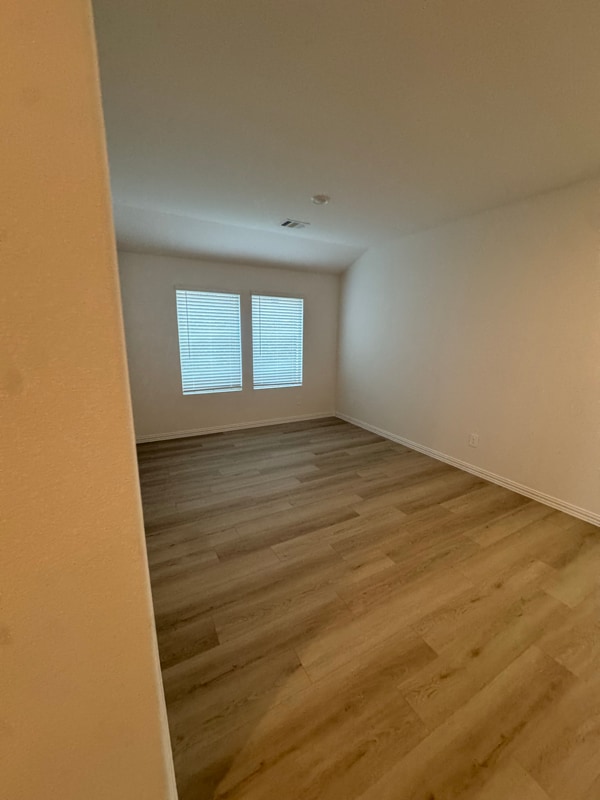 Photo - 608 Marigold Hl Wy