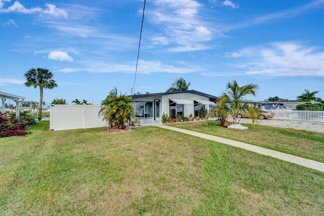 Photo - 551 Lindley Terrace